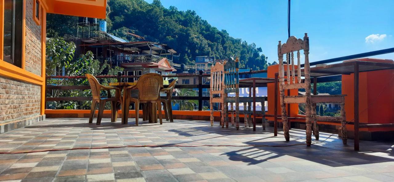The Maple Inn Pokhara Ngoại thất bức ảnh