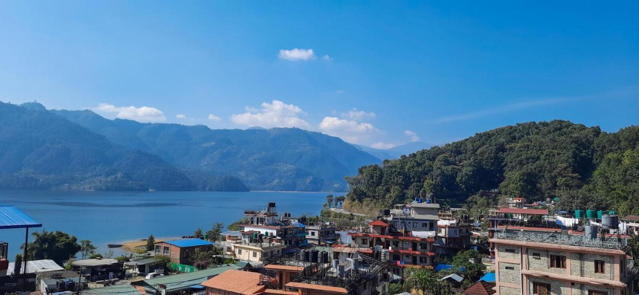 The Maple Inn Pokhara Ngoại thất bức ảnh