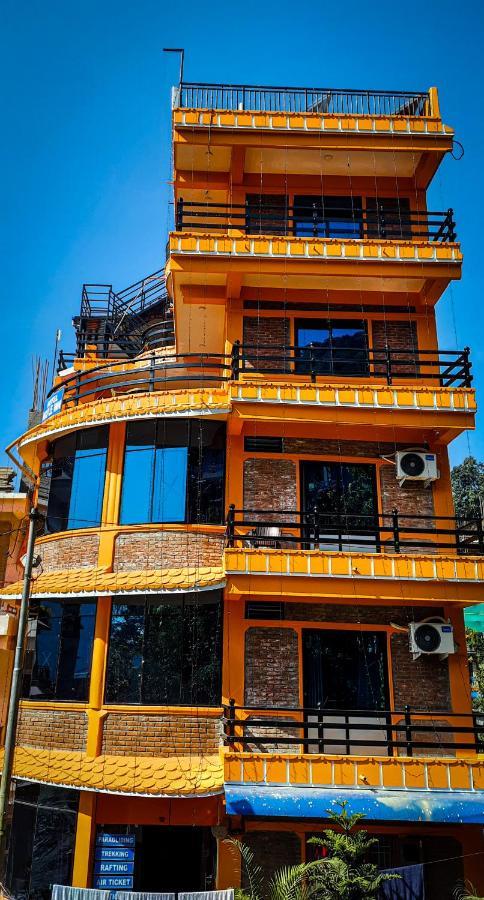 The Maple Inn Pokhara Ngoại thất bức ảnh
