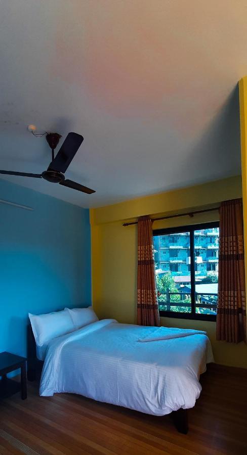The Maple Inn Pokhara Ngoại thất bức ảnh