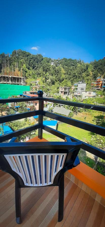 The Maple Inn Pokhara Ngoại thất bức ảnh