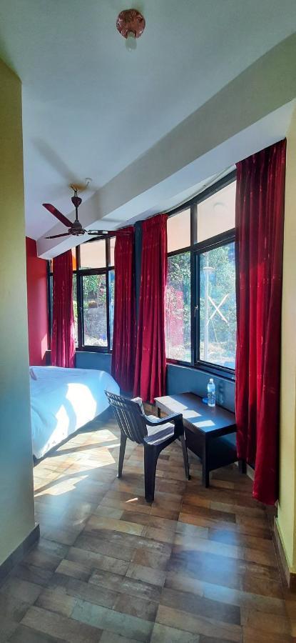 The Maple Inn Pokhara Ngoại thất bức ảnh
