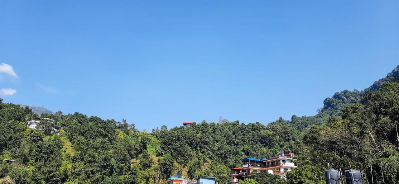 The Maple Inn Pokhara Ngoại thất bức ảnh