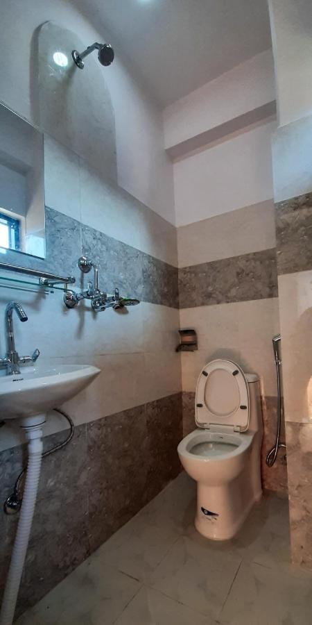 The Maple Inn Pokhara Ngoại thất bức ảnh