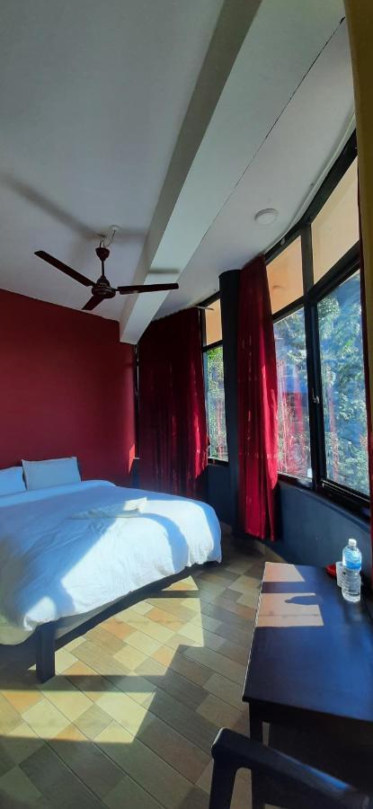 The Maple Inn Pokhara Ngoại thất bức ảnh
