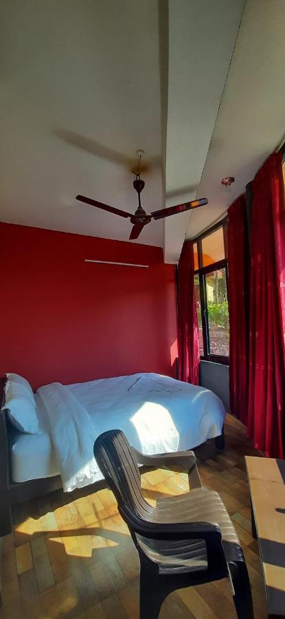 The Maple Inn Pokhara Ngoại thất bức ảnh